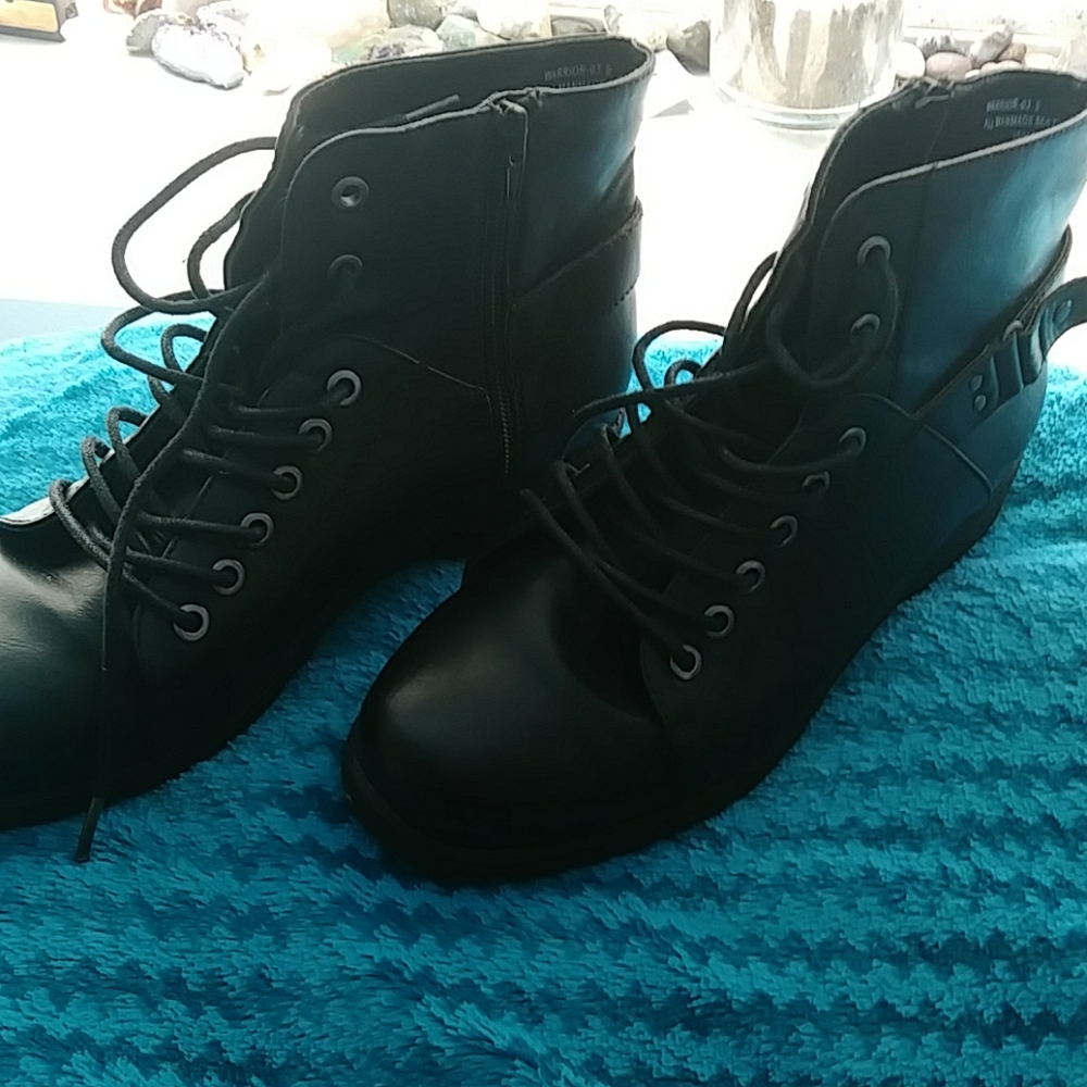Basic black combat style boots